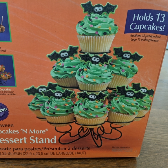 Wilton Other - Wilton cupcakes dessert stand in original box
